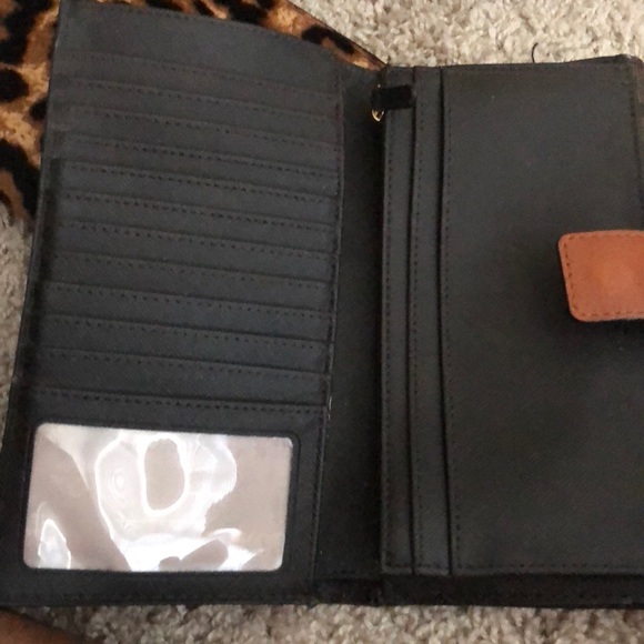 MK purse and wallets - Picture 8 of 8